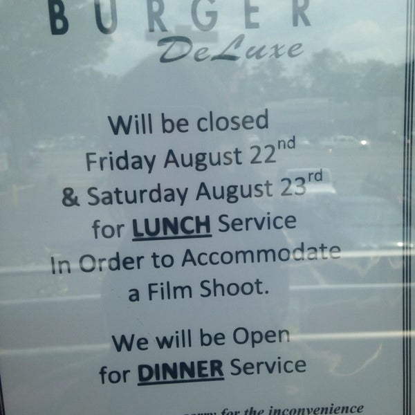 Photo taken at Burger Deluxe by Victoria M. on 8/20/2014