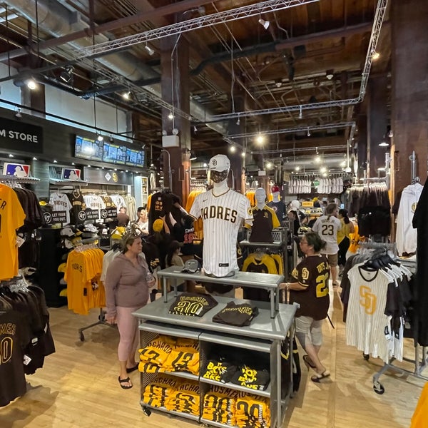 San Diego Padres Jerseys in San Diego Padres Team Shop 