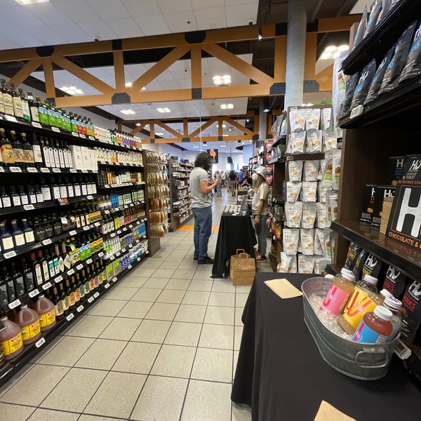 10/17/2021にVictoria M.がErewhon Natural Foods Marketで撮った写真