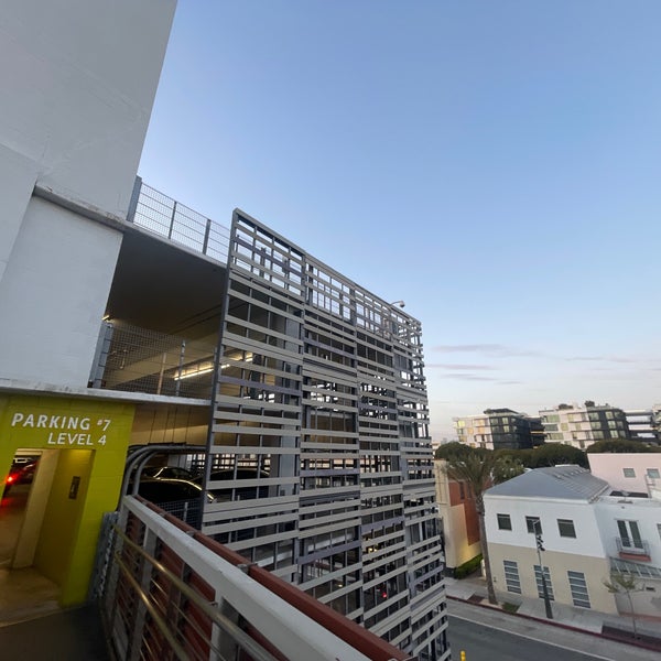 Santa Monica Parking Structure 7 - Downtown Santa Monica - 3rd and Broadway