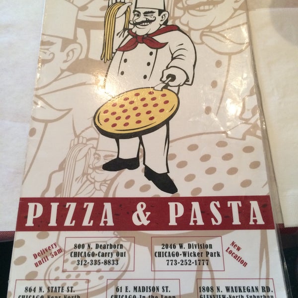 Photo taken at Pizano&#39;s Pizza &amp; Pasta by Victoria M. on 6/2/2015