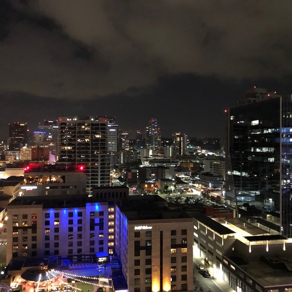 Photo taken at Altitude Sky Lounge by Victoria M. on 5/19/2019