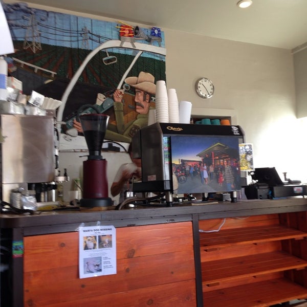Friendly service and excellent coffee and espresso drinks. Cow Dog food trailer outside is a plus.