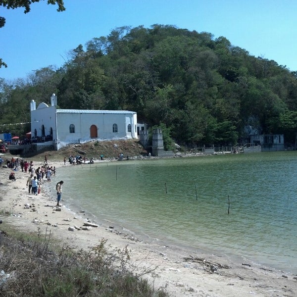 Chuina Champoton Church