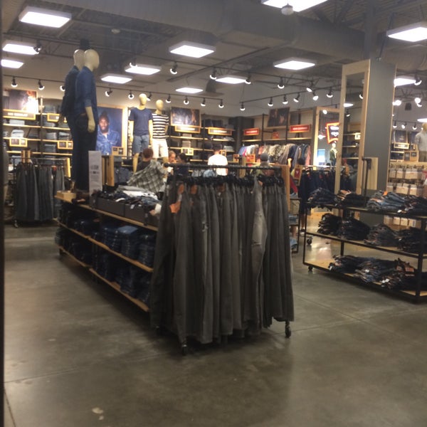 Levi's Outlet Store - 5 tips