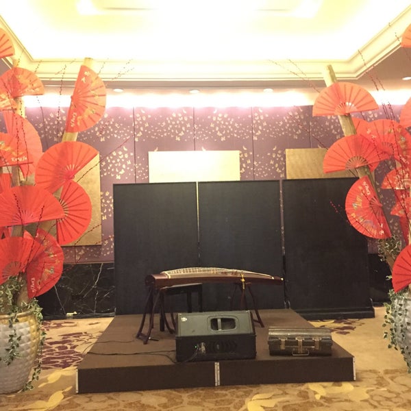 Foto scattata a Grand Ballroom - Hotel Mulia Senayan, Jakarta da doubledee h. il 2/9/2017