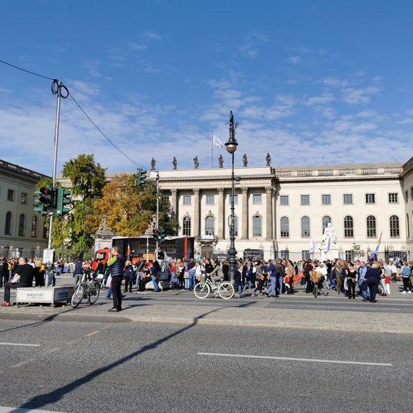 10/13/2019 tarihinde Axelziyaretçi tarafından Humboldt-Universität zu Berlin'de çekilen fotoğraf