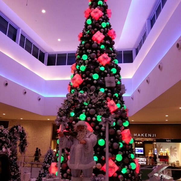 รูปภาพถ่ายที่ Norte Shopping โดย ✨🌟Fabian J. เมื่อ 11/23/2013