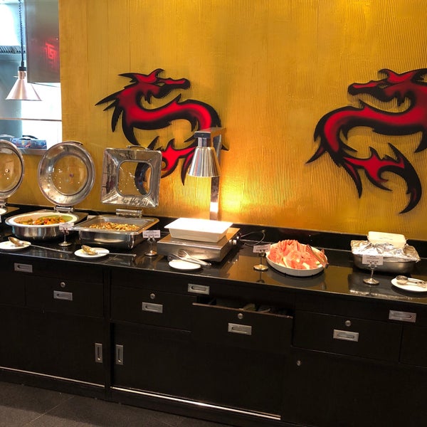 Happy Farm Hot Pot BBQ & Buffet Restaurant in الرفاعة