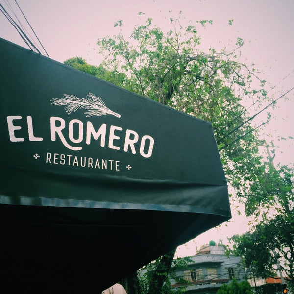 รูปภาพถ่ายที่ El Romero โดย Luis F. เมื่อ 4/27/2016