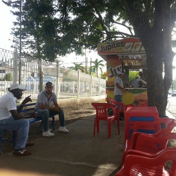 Hot Dog Jupiter 9 tips de 138 visitantes