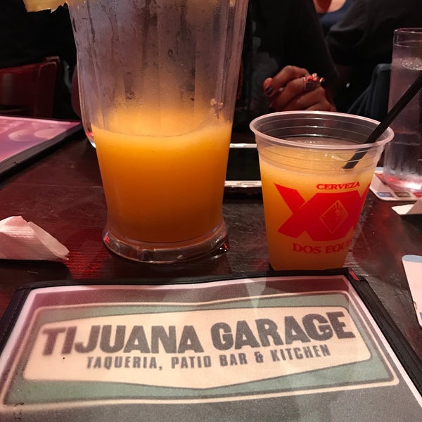 Das Foto wurde bei Tijuana Garage von Tye W. am 5/5/2018 aufgenommen