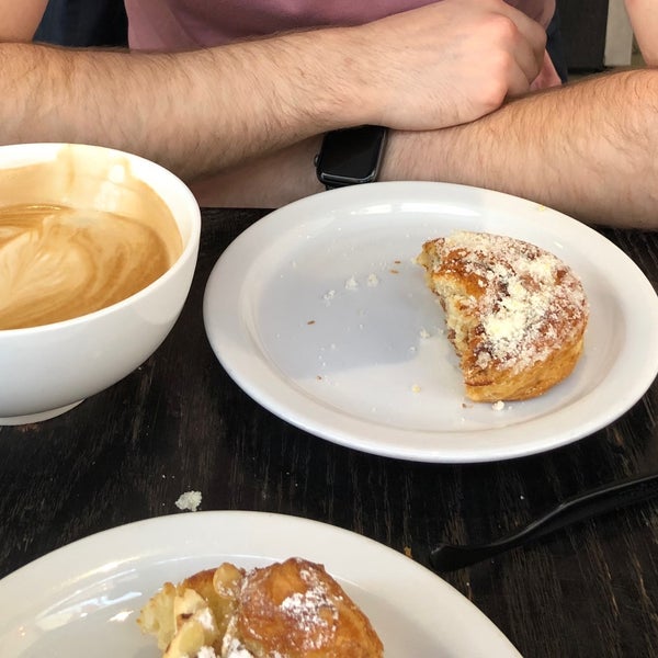 Great pastries and a lovely “bowl” of Cappuccino!