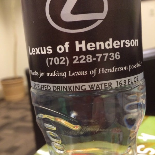รูปภาพถ่ายที่ Lexus of Henderson โดย Bonnie W. เมื่อ 11/6/2013