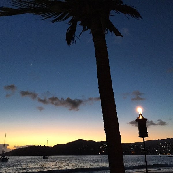 Photo taken at Viceroy Zihuatanejo by The Style Dancer on 2/27/2015