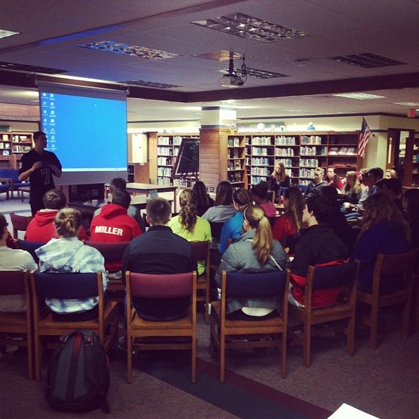 Slinger High School High School in Slinger