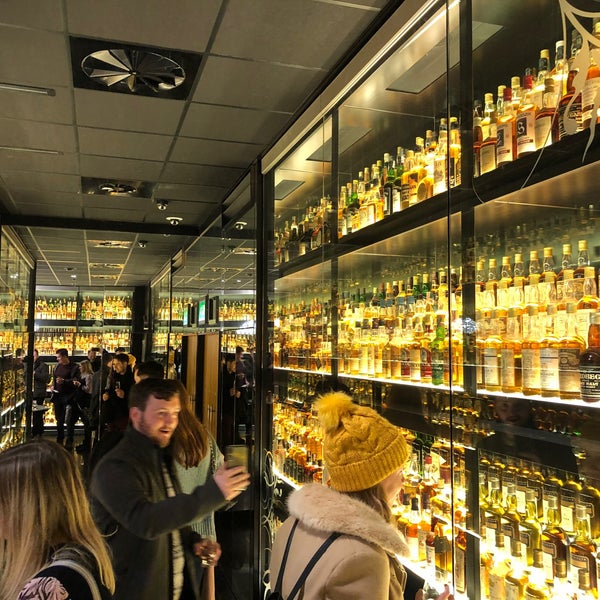 Снимок сделан в The Scotch Whisky Experience пользователем Bill H. 11/16/2019