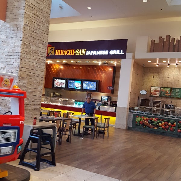 Fotos em Food Court Chandler Fashion Mall Praça de Alimentação em