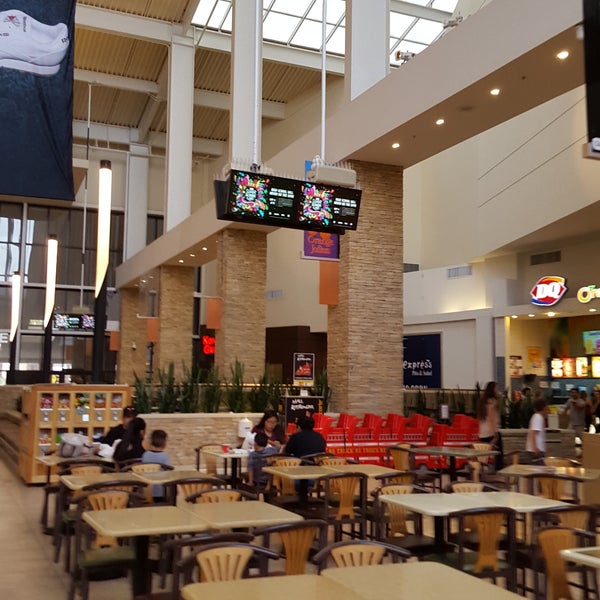 Fotos en Food Court Chandler Fashion Mall Patio de comidas en Chandler