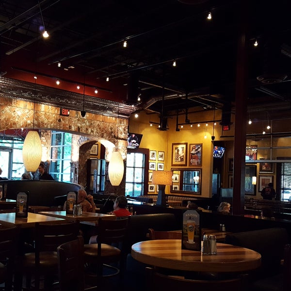Photo taken at BJ&#39;s Restaurant &amp; Brewhouse by Bruce W. on 8/22/2017