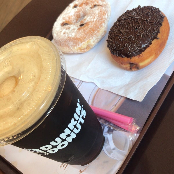 Photo taken at Dunkin&#39; Donuts by Evandro S. on 9/7/2019