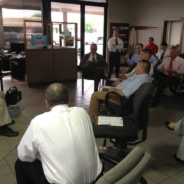 Beau Townsend Ford >> Photos At Beau Townsend Ford Lincoln 4 Tips From 145 Visitors Beau Townsend Ford >> Photos At Beau Townsend Ford Lincoln 4 Tips From 145 Visitors