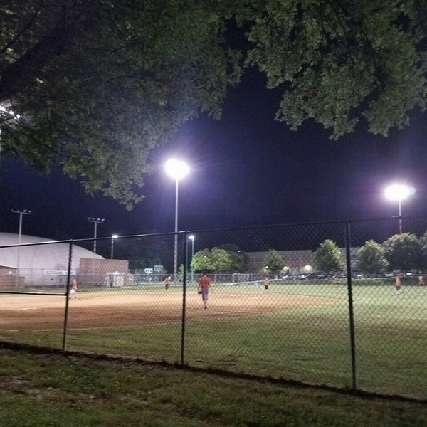 Gunston Park Softball Field Arlington, VA
