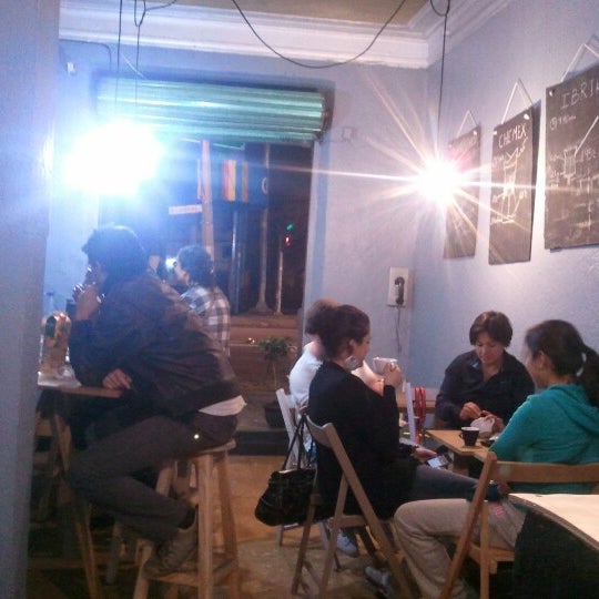 Photo prise au Coffee Lab par Dodo D. le10/14/2012