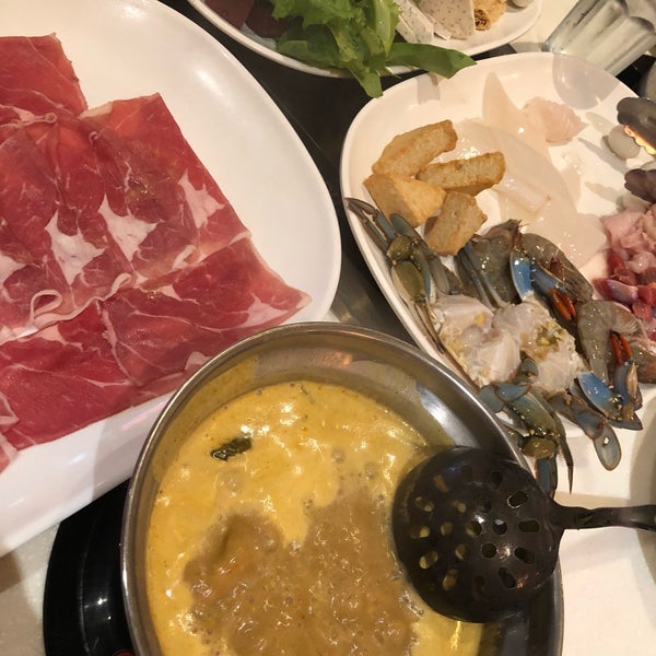 Photo taken at Hometown Hotpot &amp; BBQ by Donnalicious . on 8/20/2019