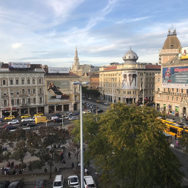 Photo prise au Courtyard by Marriott Budapest City Center par Chen H. le10/11/2019