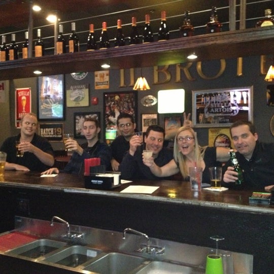 11/25/2012에 Brit M.님이 II Brothers Grill &amp; Bar에서 찍은 사진