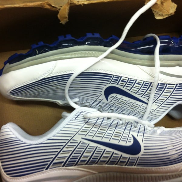 Photos at Nike Factory Store - Sporting Goods Shop in Oceanside
