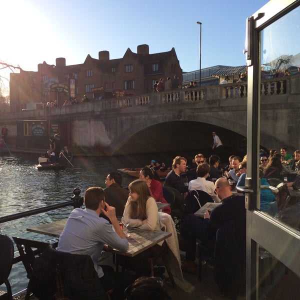 nice pub especially to enjoy the terrance by the river in good weather!