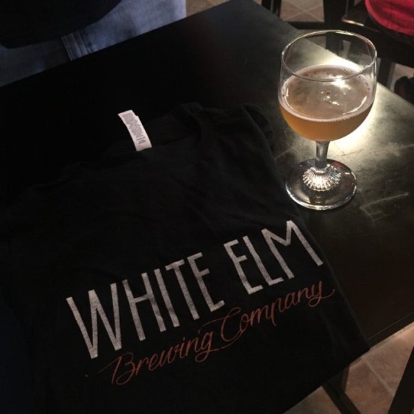 Meier's Cork and Bottle Everett Lincoln, NE