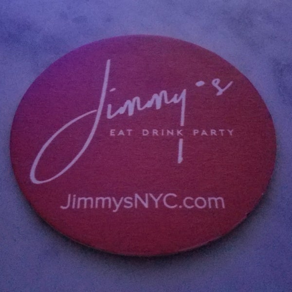 Das Foto wurde bei Jimmys Eat Drink Party von MK K. am 2/19/2017 aufgenommen
