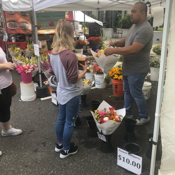 Orenco Farmer's Market Northeast Hillsboro 4 tips from 358 visitors