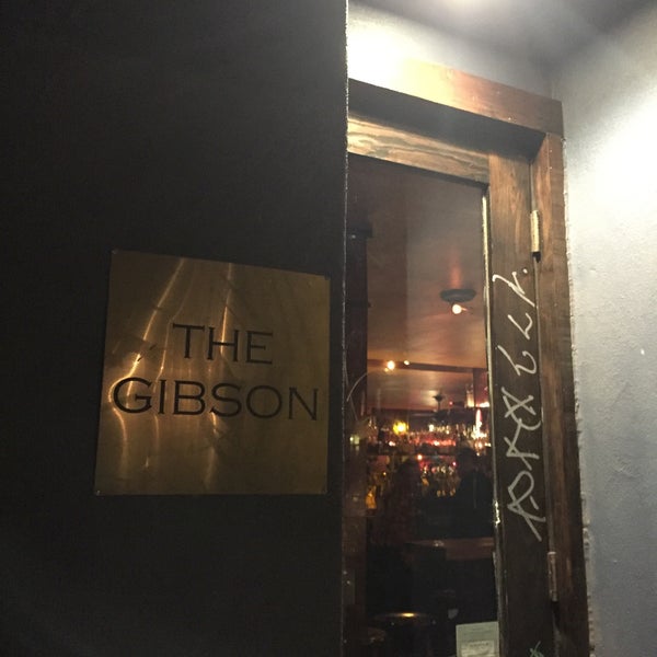รูปภาพถ่ายที่ The Gibson โดย Pia F. เมื่อ 12/12/2015