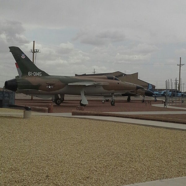 Holloman AFB Visitors Center 4 tips