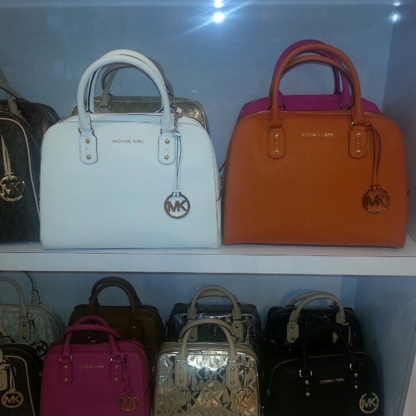 MICHAEL KORS - 60 Photos - 1001 Premium Outlet Dr, Tannersville,  Pennsylvania - Jewelry - Phone Number - Yelp