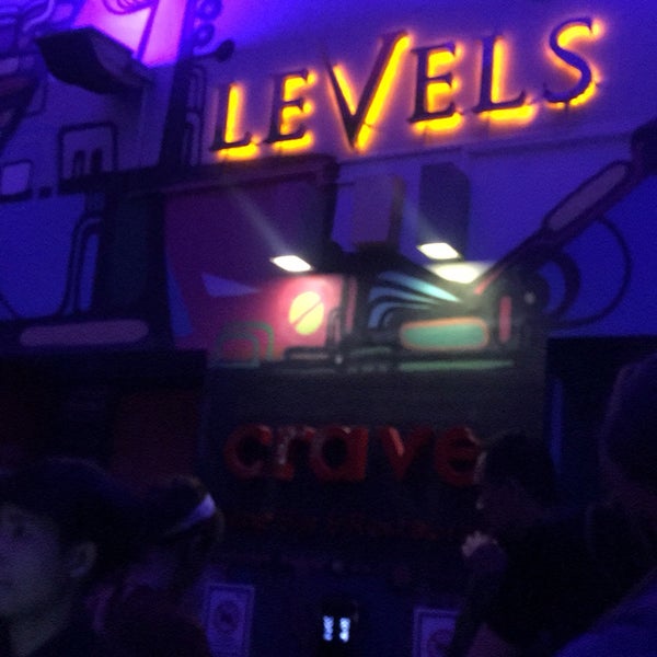 Foto tomada en Levels Club &amp; Lounge  por Pau el 11/30/2018