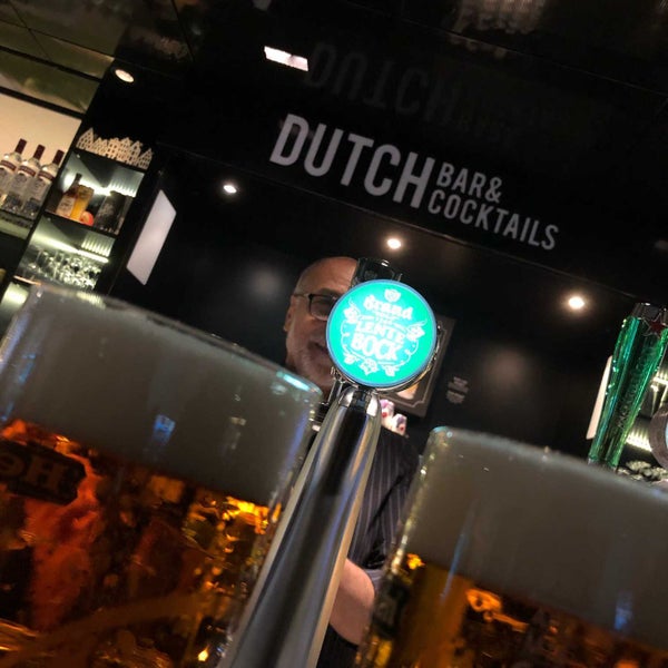 รูปภาพถ่ายที่ Dutch Bar &amp; Cocktails โดย Jeroen R. เมื่อ 5/29/2019
