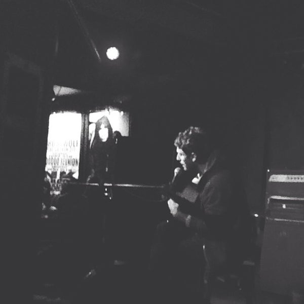 5/3/2013에 Chase I.님이 Revolution Bar &amp; Music Hall에서 찍은 사진