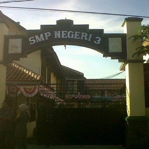 Smp Negeri 3 Cimahi Middle School In Cimahi