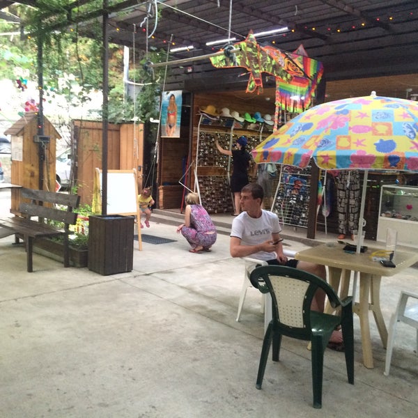 Нахабино торговый дворик. Торговый дворик. Стройрынок нахабино. Торговый дворик дедовск. 7 лит.