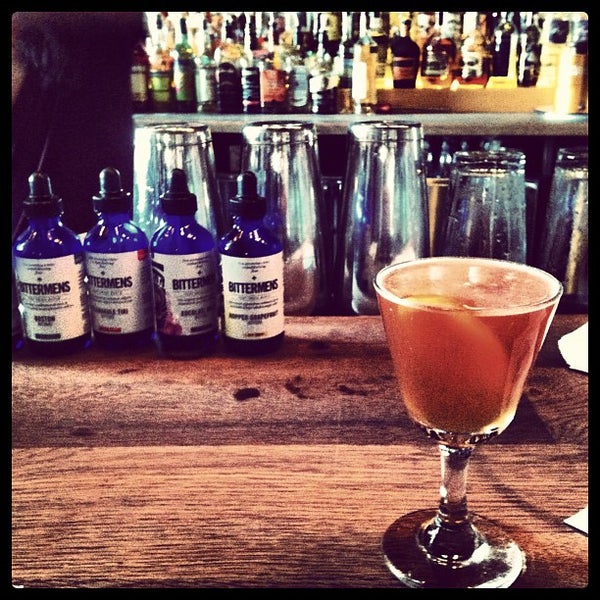 The Shanty Cocktail Bar in Williamsburg