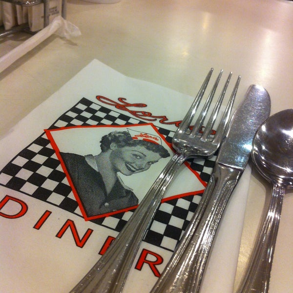 Photo taken at Lori&#39;s Diner by Jéssica S. on 5/12/2013