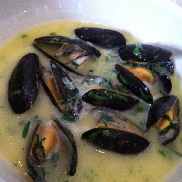 Mussel & Burger Bar East Louisville 76 tips from 1211 visitors