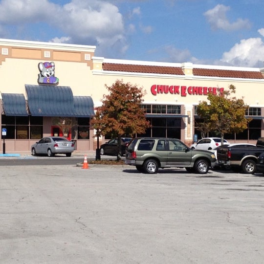 Chuck E. Cheese Arcade