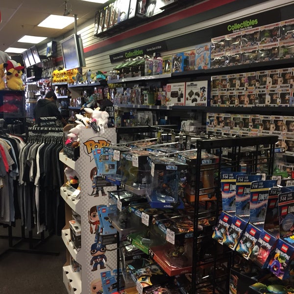 GameStop Carmel Mountain 6 tips from 292 visitors