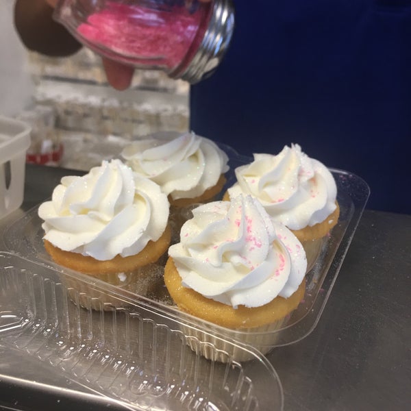 Cakes Plus Laurel, MD